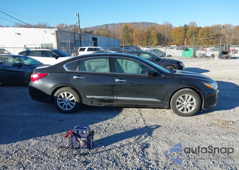 2016 Nissan Altima 2.5 S z USA, uszkodzony, nr VIN 1N4AL3AP3GC284053